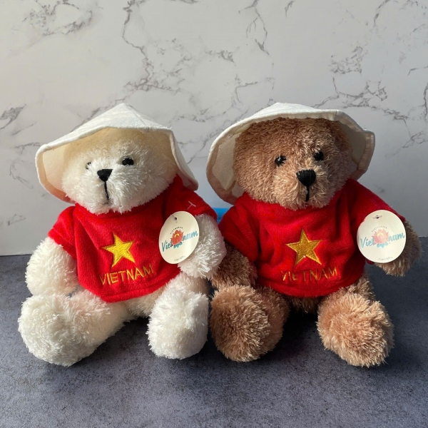 GẤU NHỒI BÔNG (NÓN LÁ & ÁO LÁ CỜ -20CM)