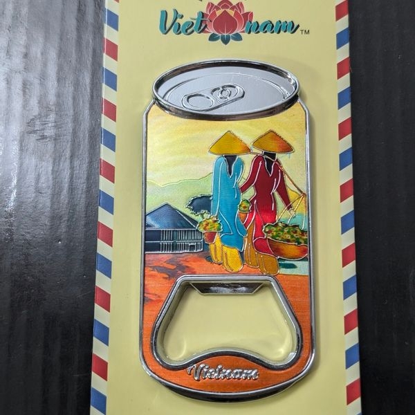 Hít&Khui bia lon nước (2 cô Gái)