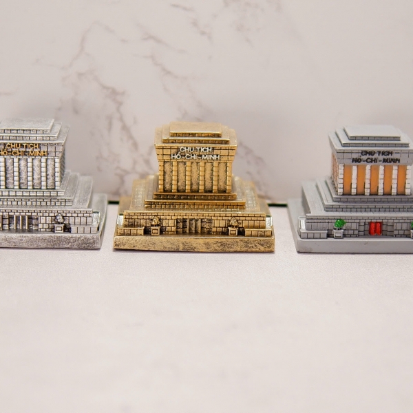 TƯỢNG POLY NHỎ HN LĂNG (3 MÀU)